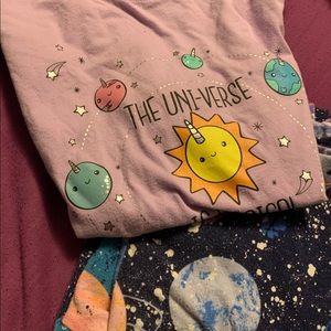 Girls Cat & Jack Matching set- leggings & t-shirt.